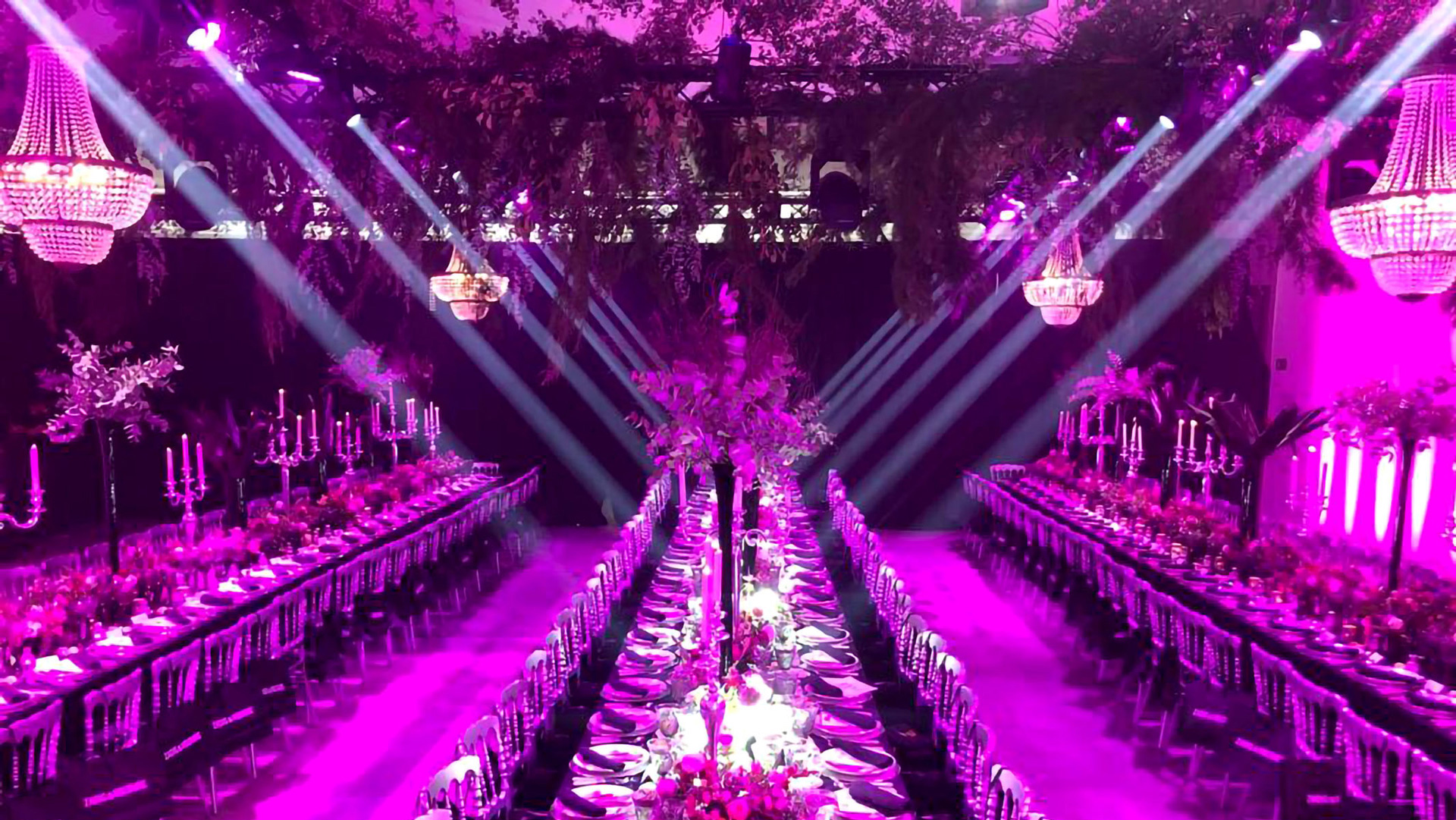 PROLIGHTS illumina gli awards Elle 'Girls Can Do Anything'
