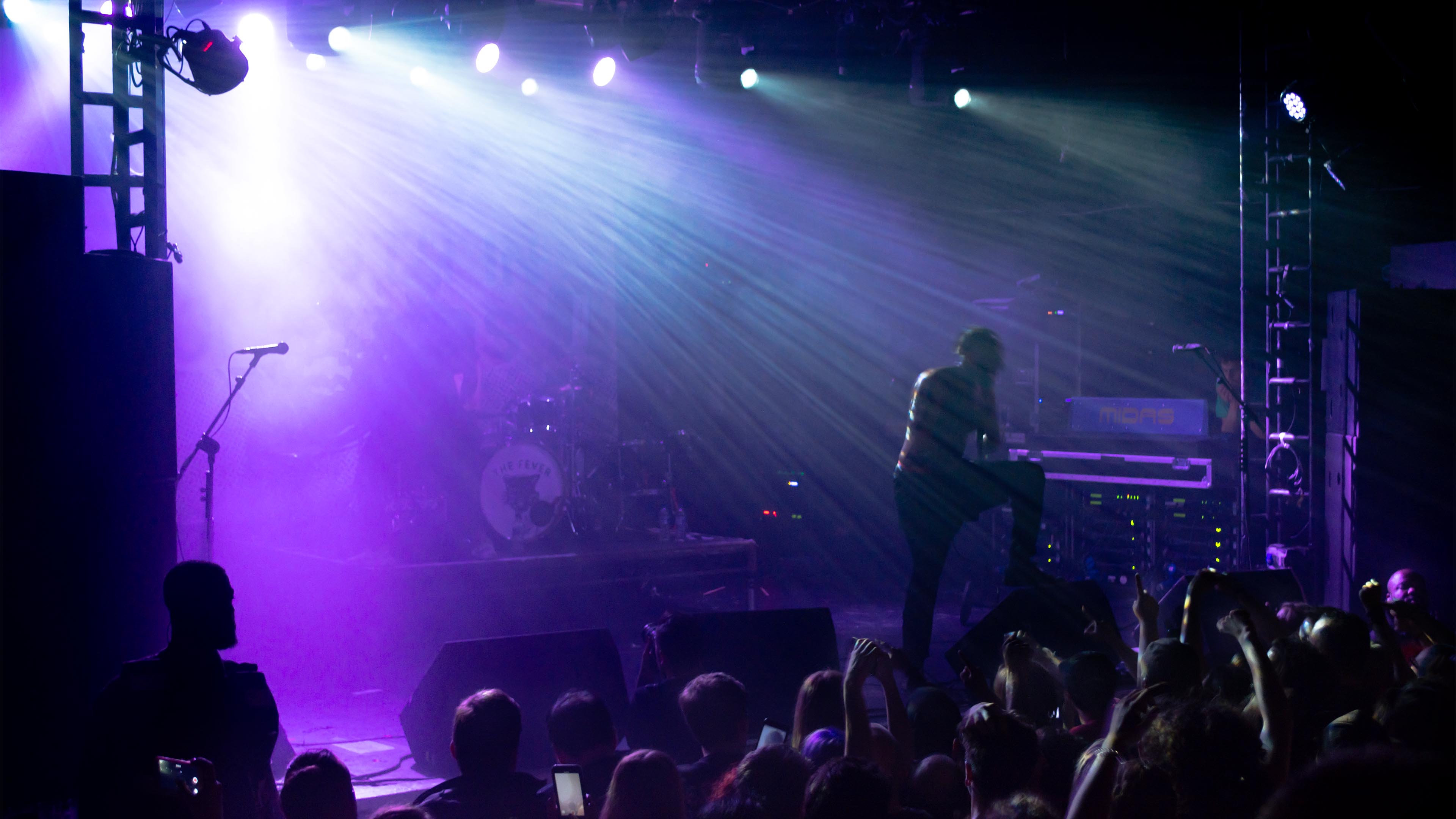 Fever 333 elettrizza Londra