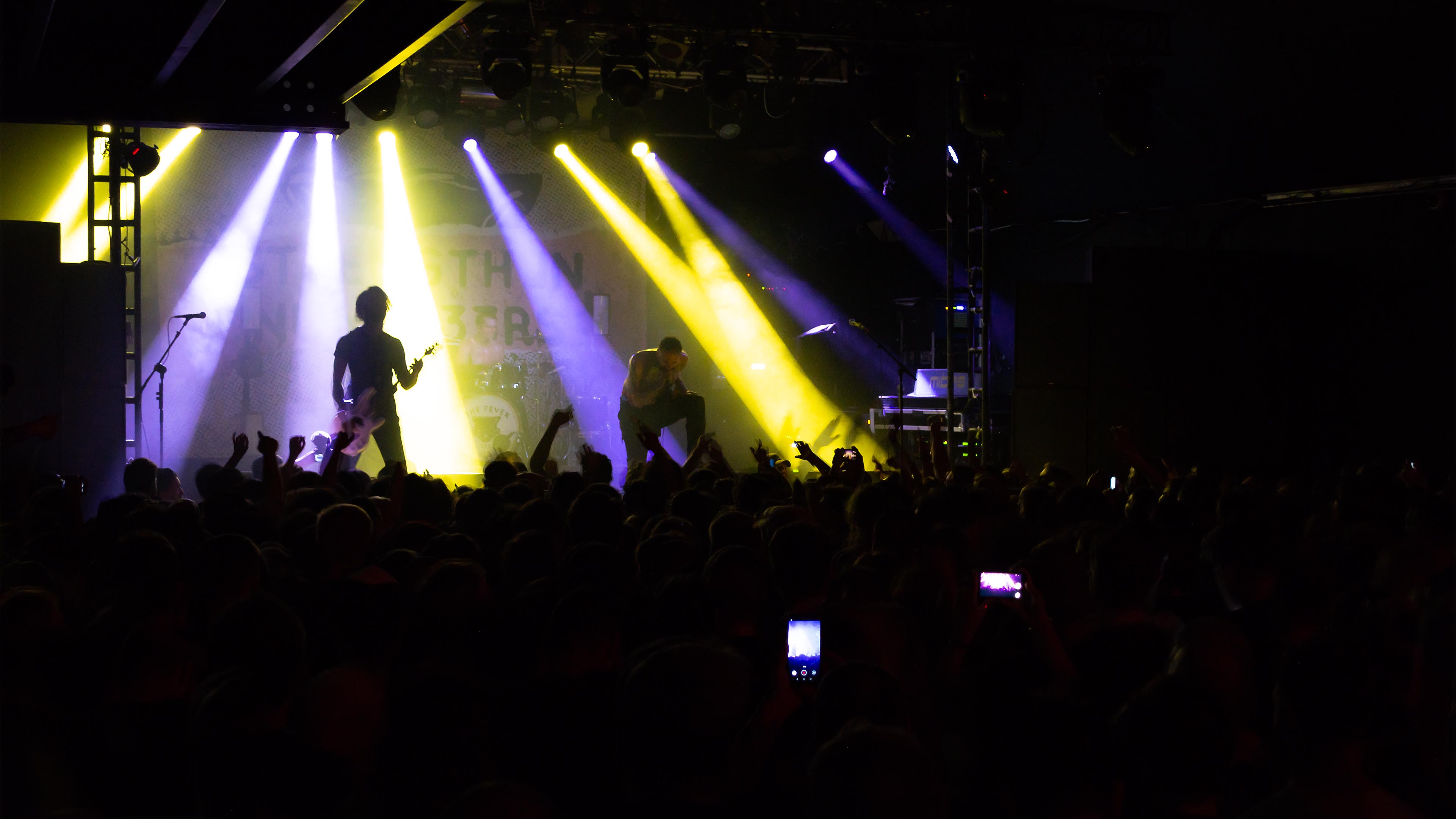 Fever 333 elettrizza Londra