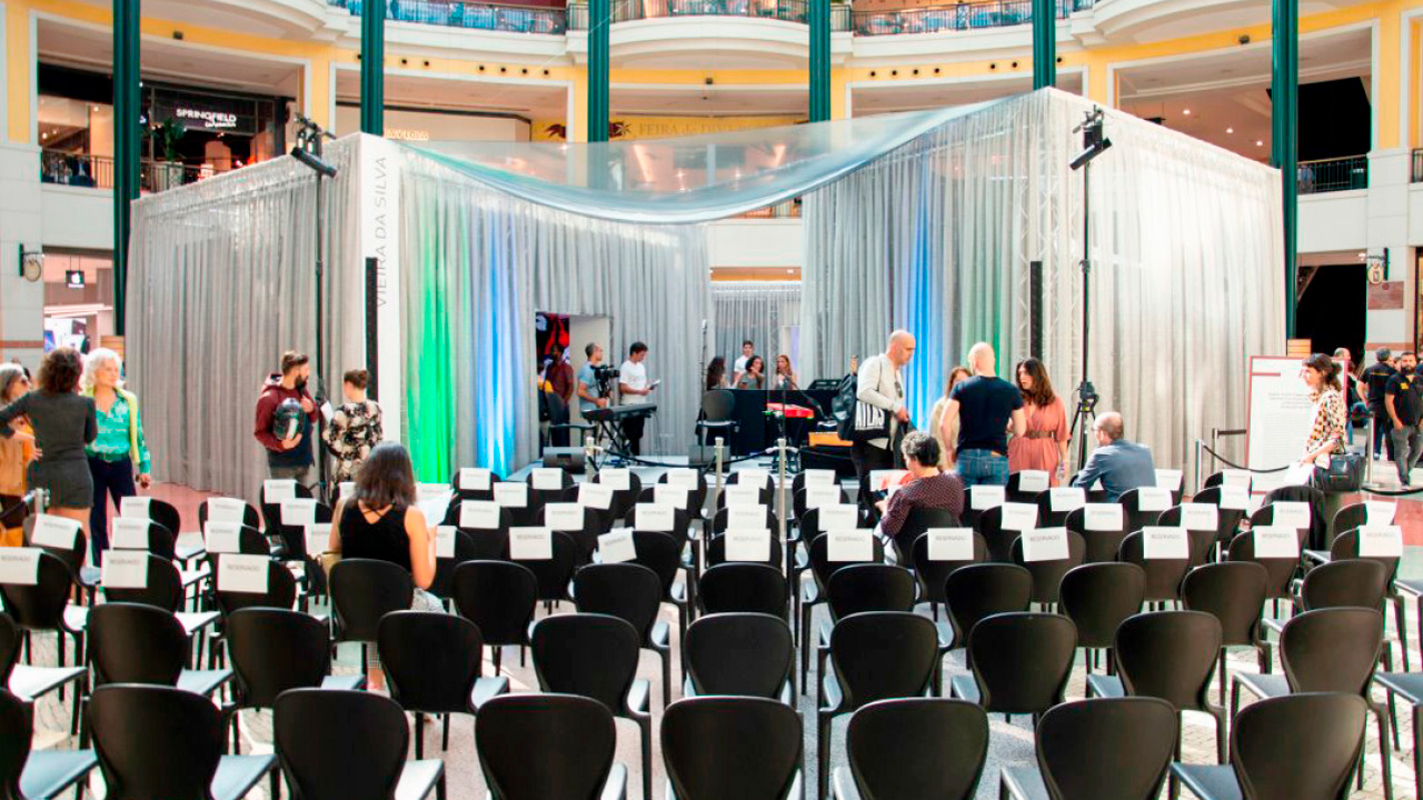 Europalco combine traditional art, digital nuances and PROLIGHTS