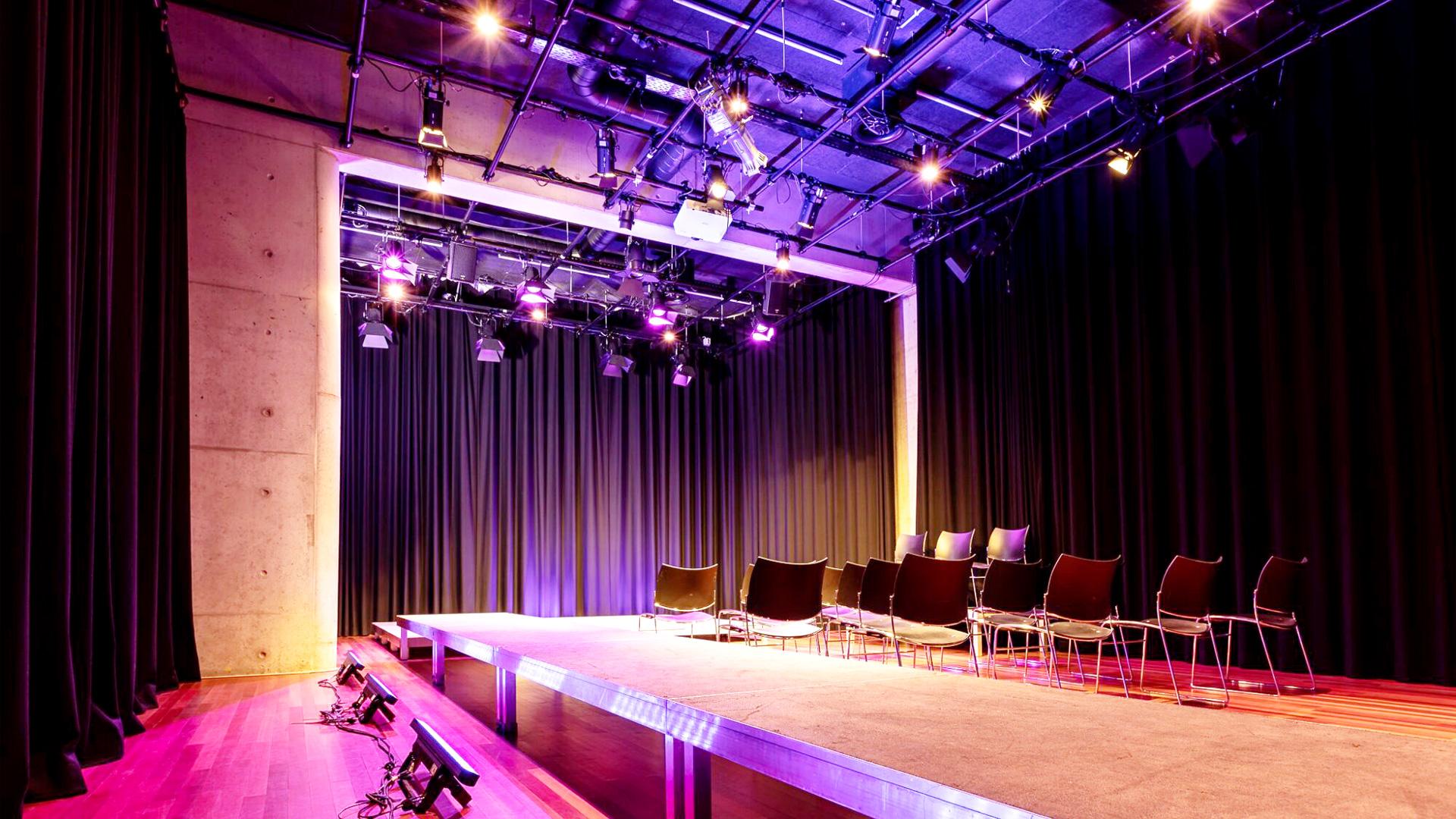 Fontys School of Arts si affida a PROLIGHTS