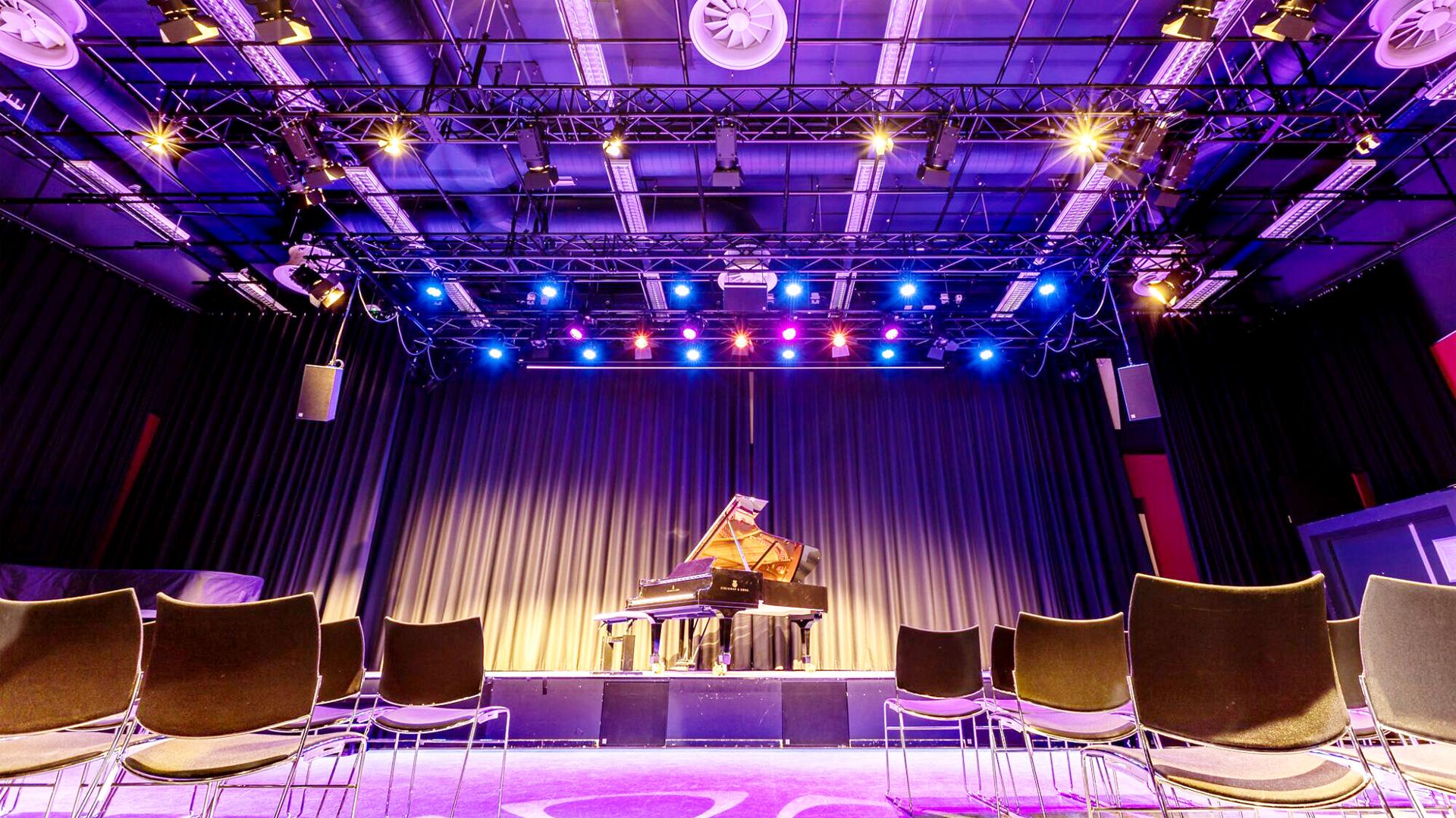 Fontys School of Arts si affida a PROLIGHTS