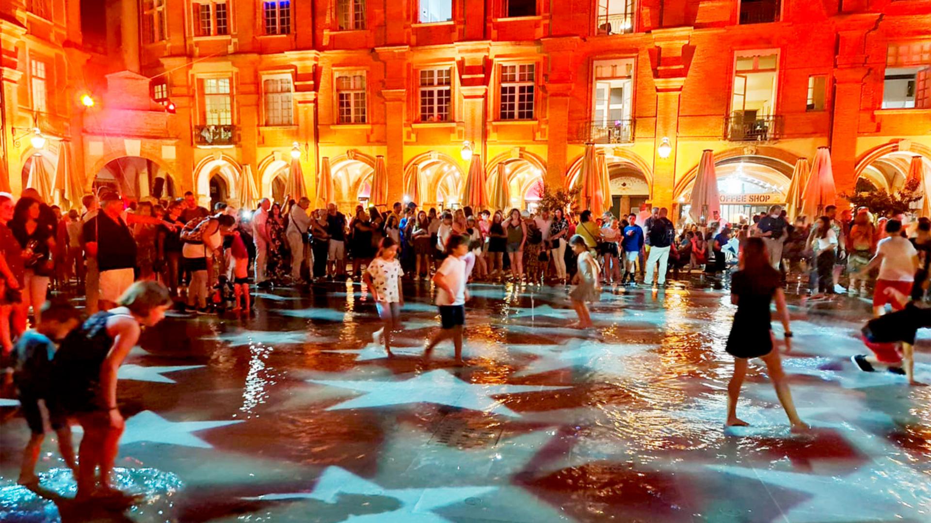 PROLIGHTS Mosaico illumina la Place Nationale de Montauban