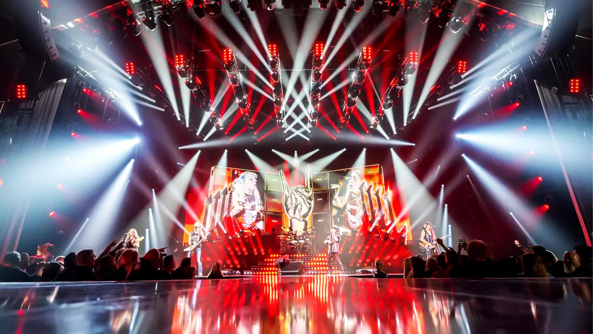PROLIGHTS ArenaCob 4FC protagonista del tour Rock Believer degli Scorpions