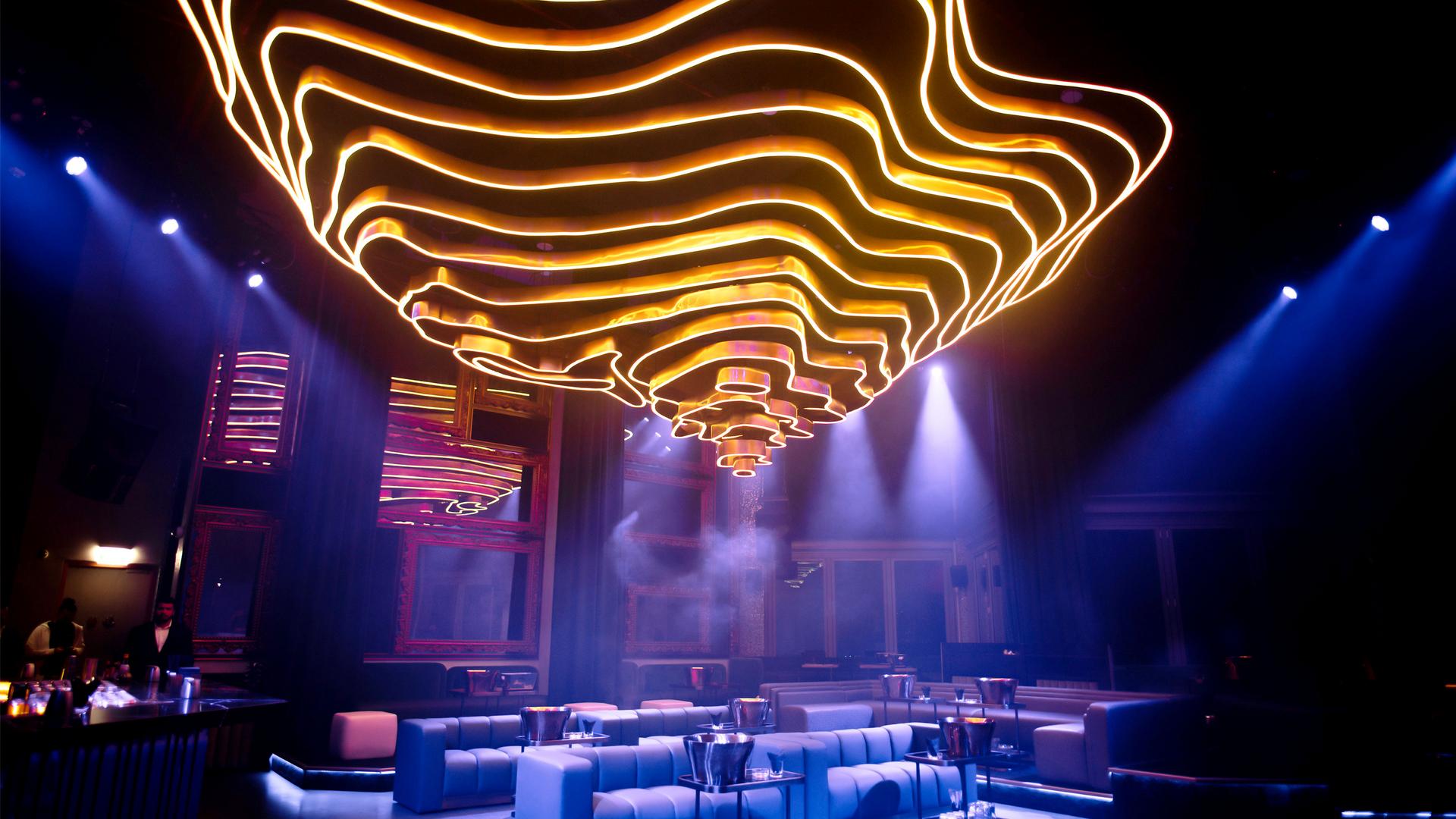 PROLIGHTS illumina il Privilege Club di Dubai con un'illuminazione mozzafiato