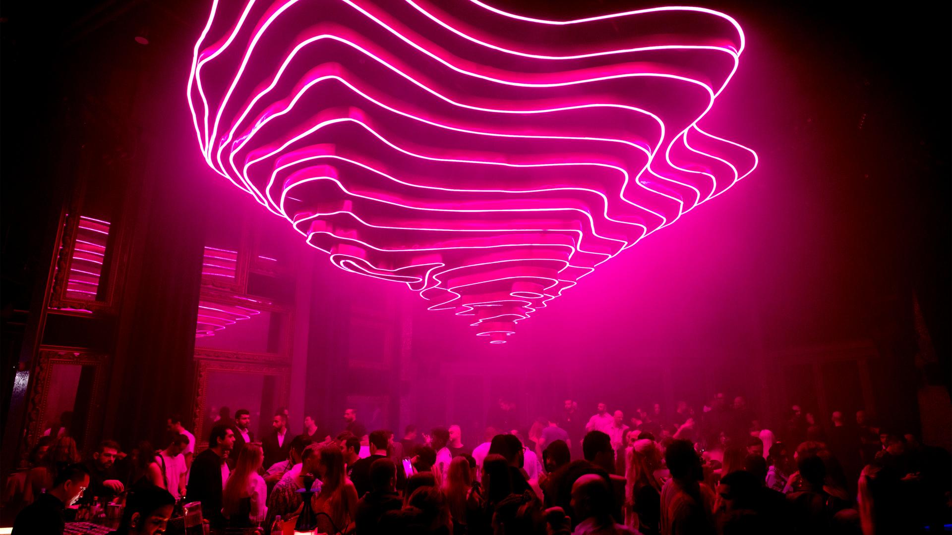 PROLIGHTS illumina il Privilege Club di Dubai con un'illuminazione mozzafiato