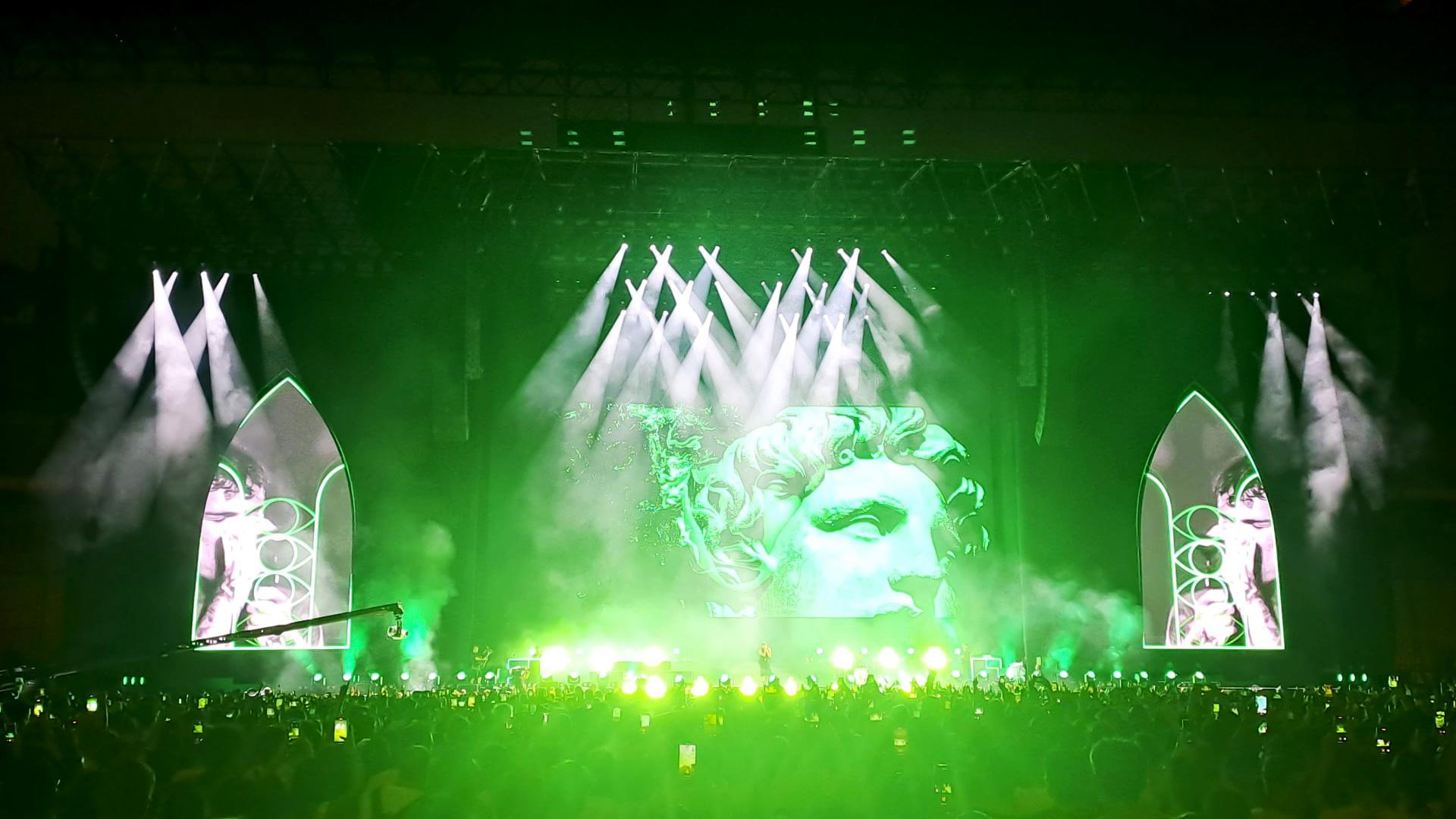 PROLIGHTS va in scena con l'Innamorato Tour di Blanco