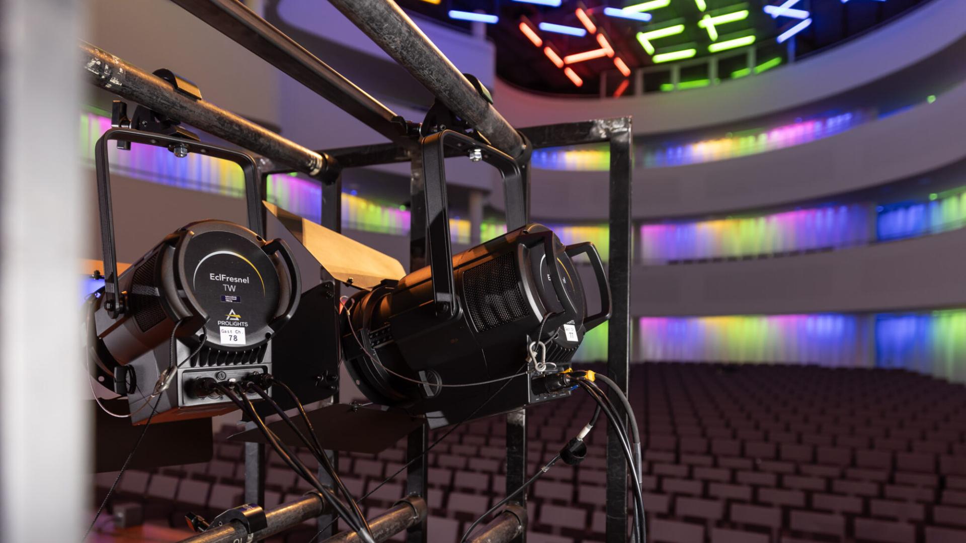 I prodotti PROLIGHTS illuminano il Concert Hall Theatre di Tilburg
