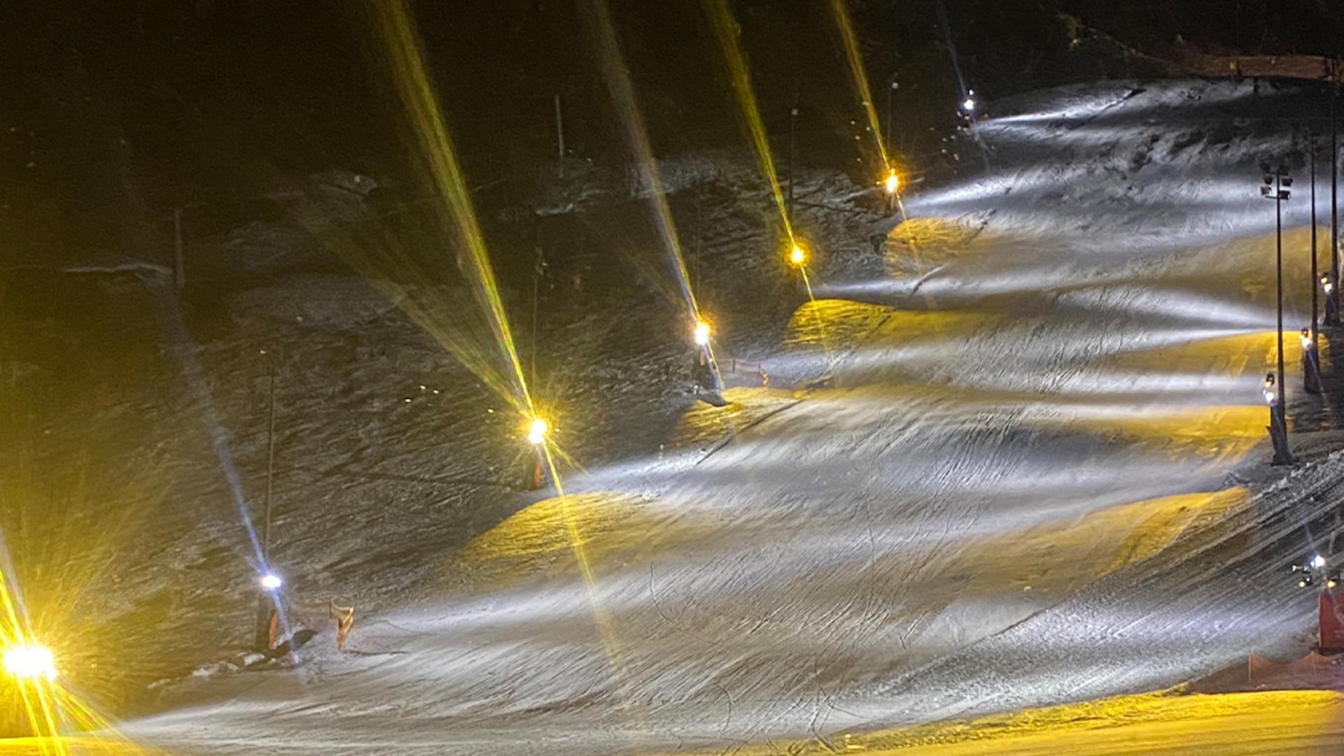 Gli Astra Profile600IP illuminano le piste di St. Anton
