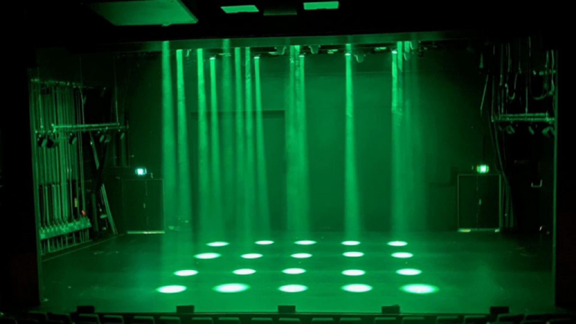 EclProfile CT+ illuminano il Drum Theatre di Dandenong