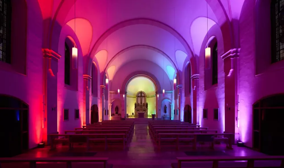 PROLIGHTS trasforma la Chiesa di San Lorenzo in una 