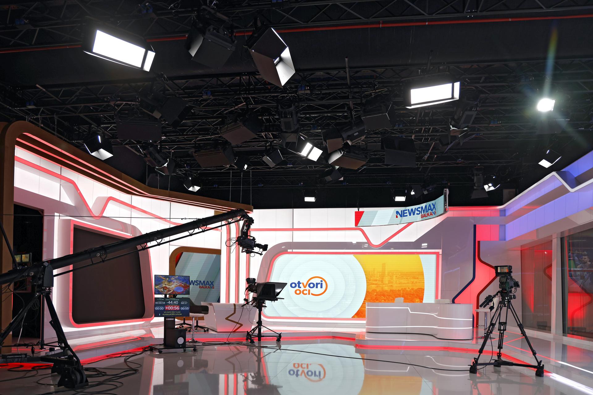 PROLIGHTS Fixtures Illuminate Newsmax Balkans' Belgrade TV Studio