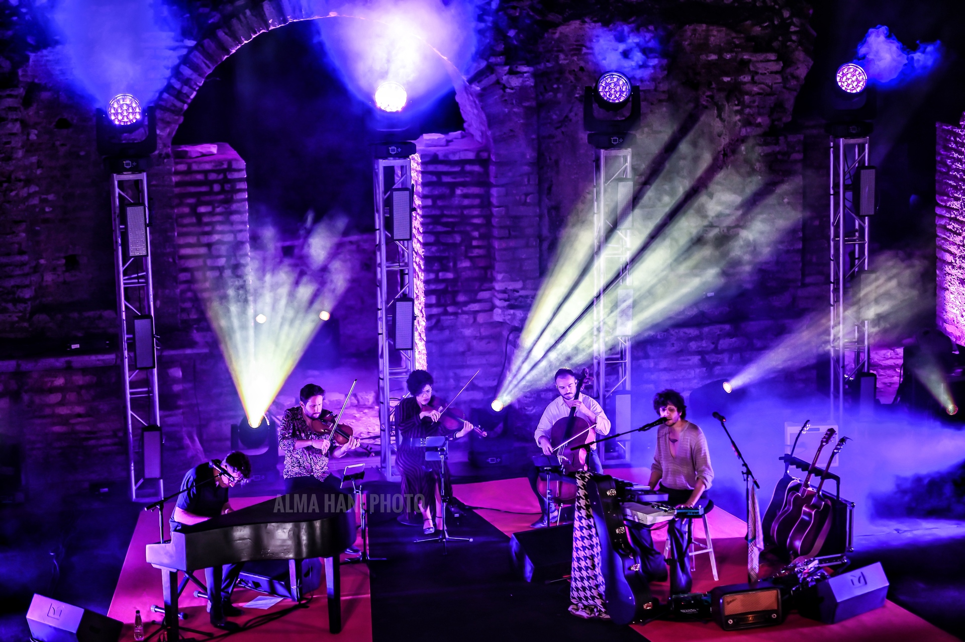 PROLIGHTS illumina il concerto di Ermal Meta nell'antica Butrinto, in Albania