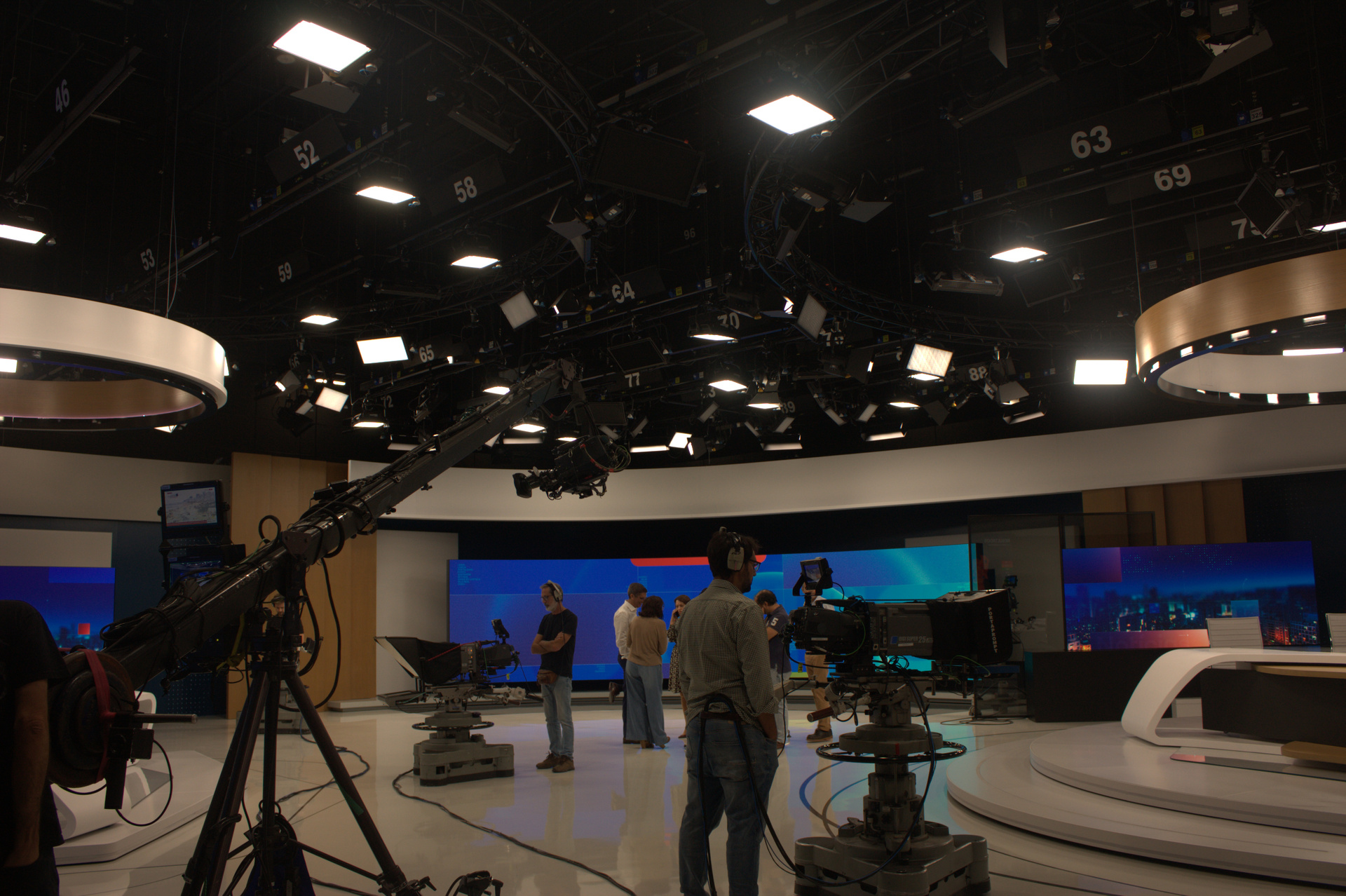Gli studi della RTP di Lisbona e Porto rinnovati con PROLIGHTS