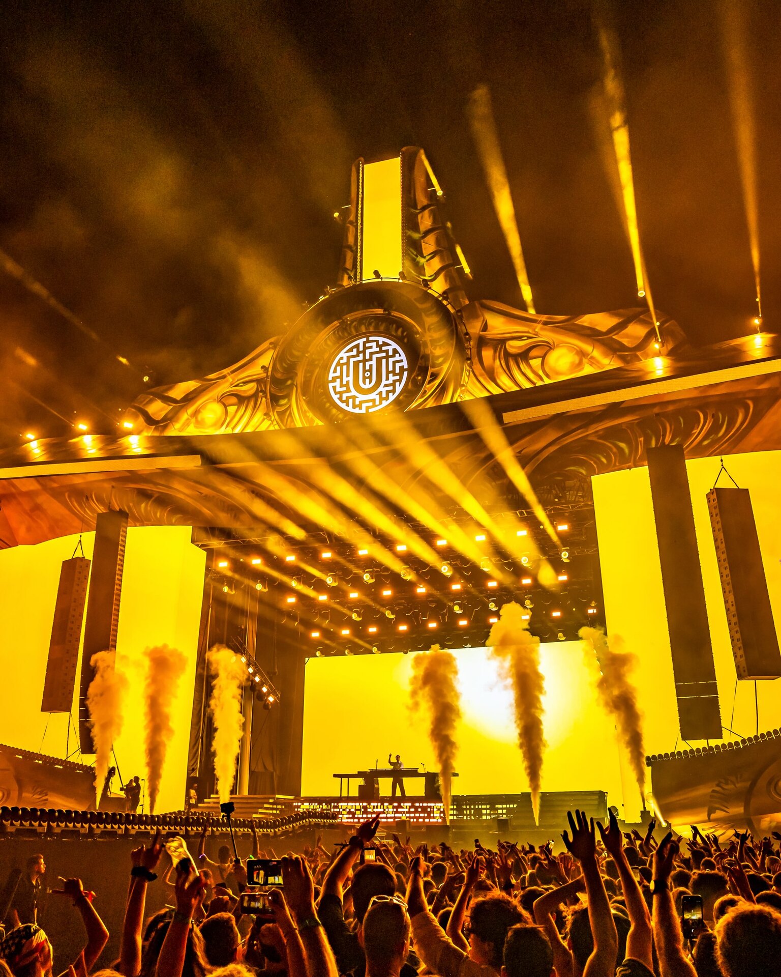UNTOLD 2026 Main Stage Takes Shape with 170 PROLIGHTS HaluPix Duo
